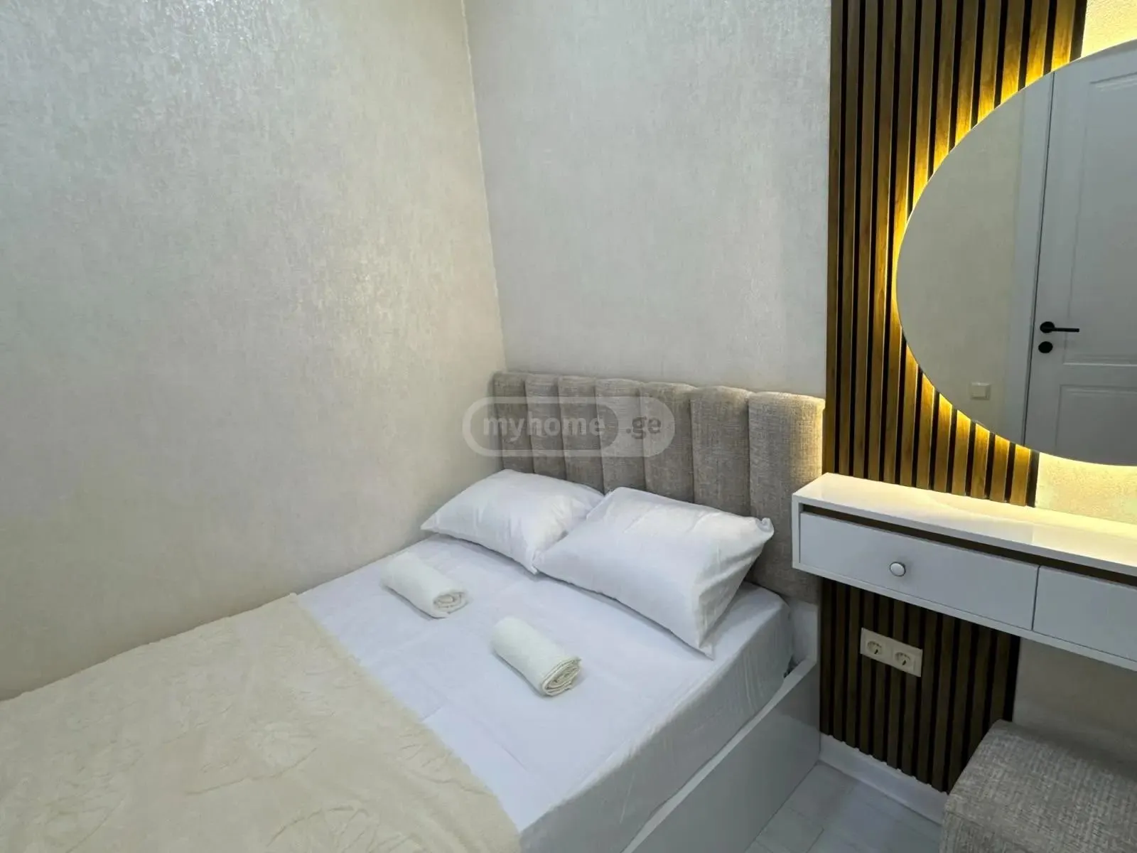 Квартира, 3-комн., 56 м²