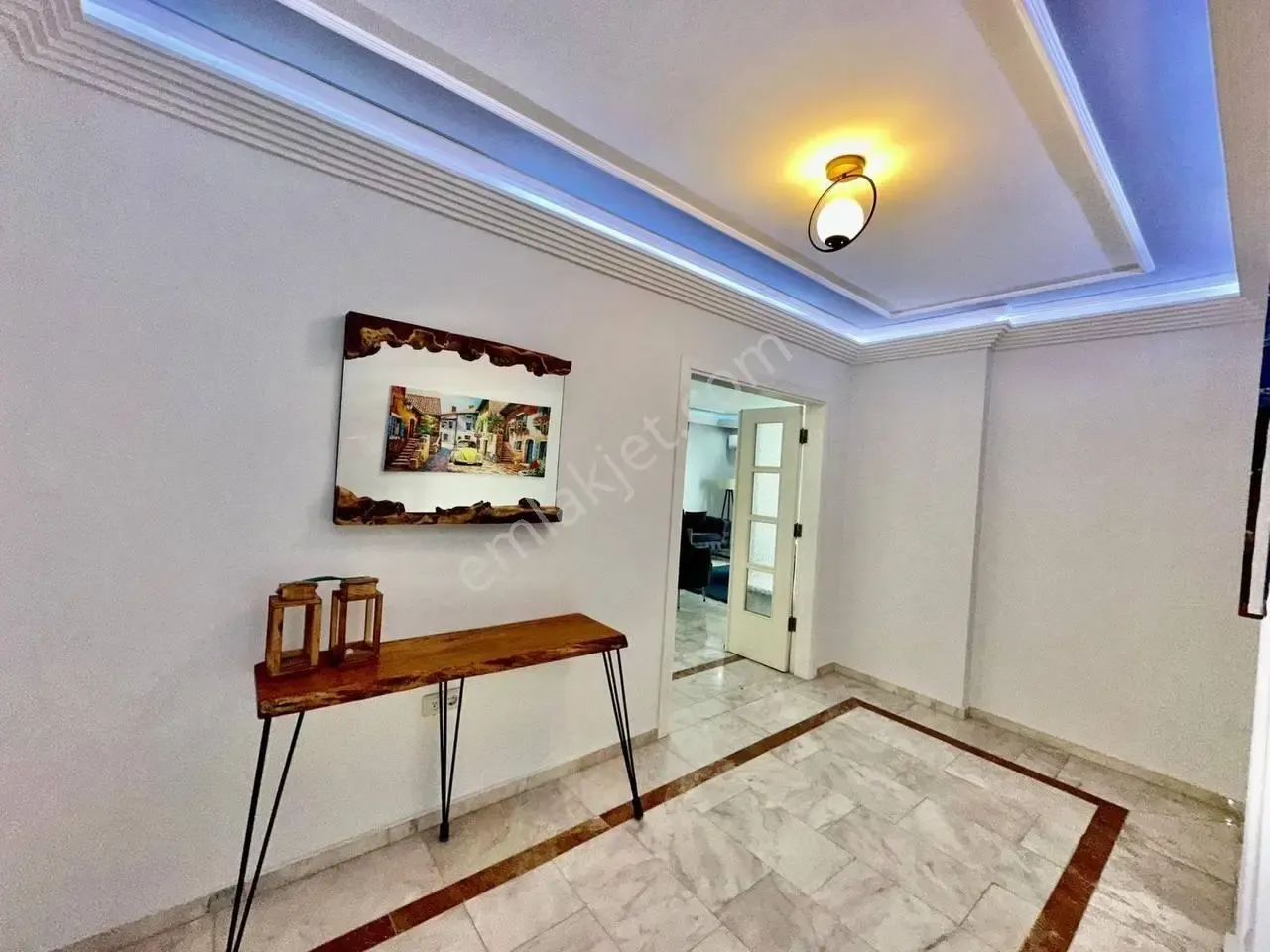 Apartment, 3-room, 130 m²