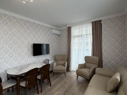 Квартира, 3-комн., 84 м²