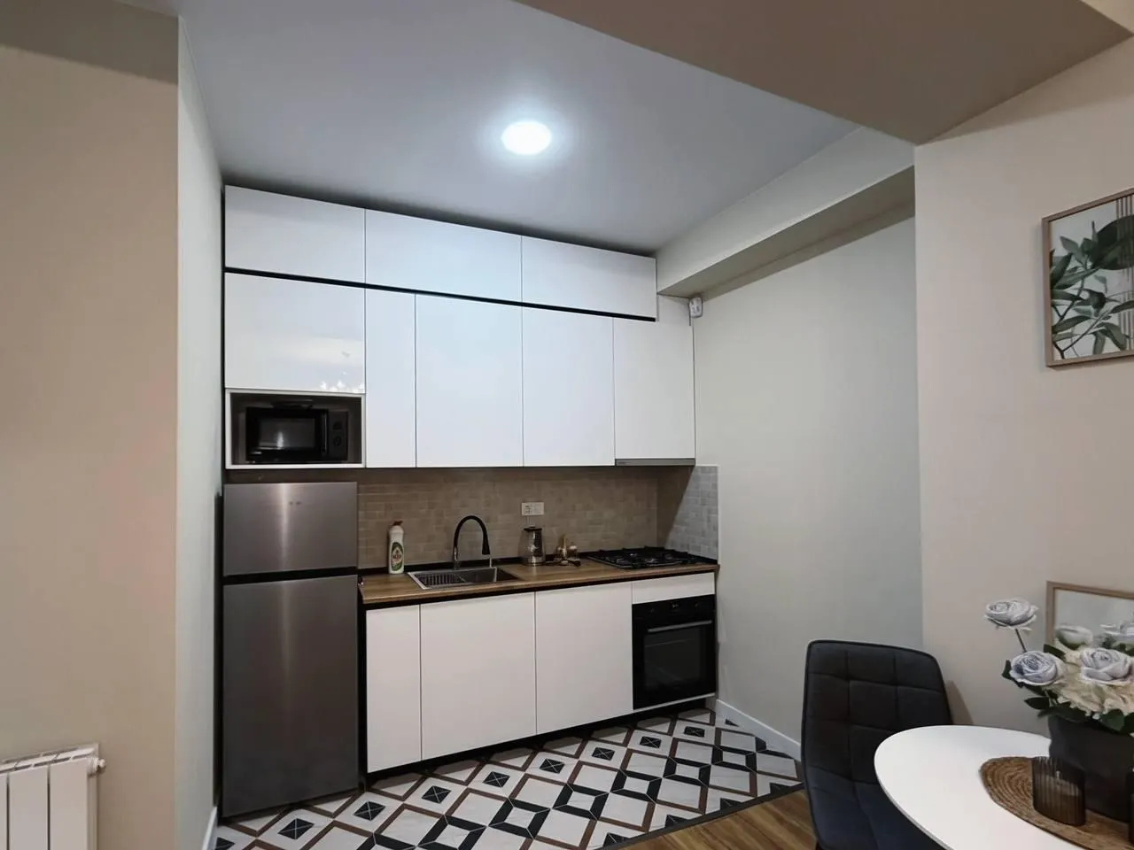 Apartment, 2-room, 55 m², Figurebi Jikiaze