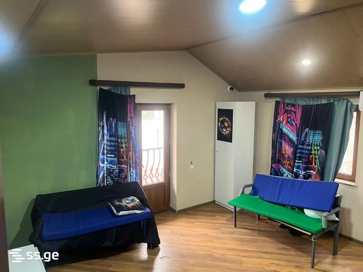 Дом, 5-комн., 430 м²