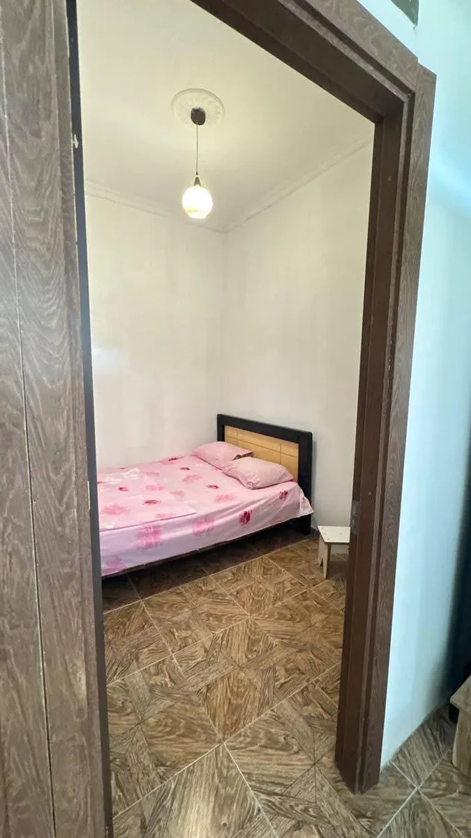House, 3-room, 100 m²