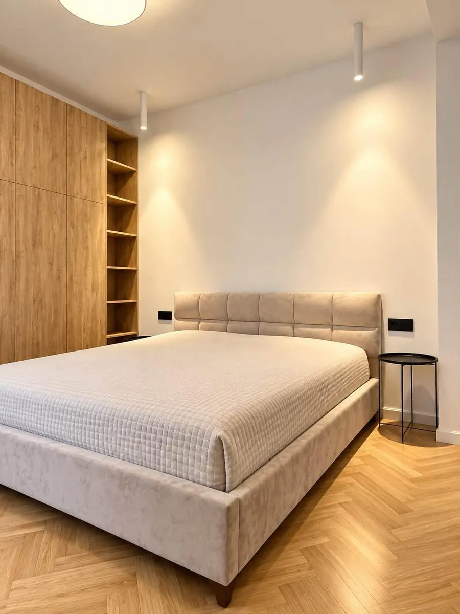 Квартира, 3-комн., 110 м²