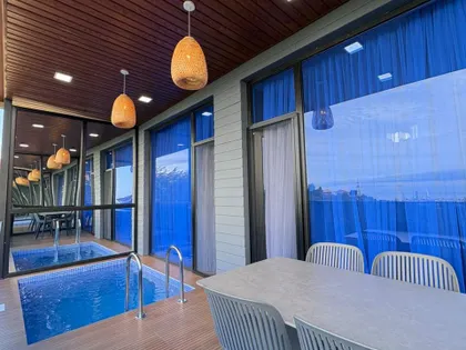 House, 2-room, 80 m²