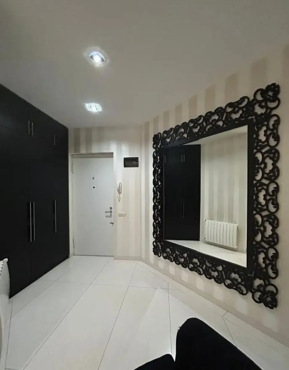 Квартира, 3-комн., 124 м²