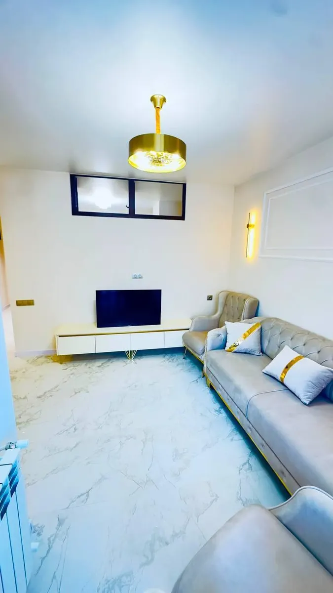 Квартира, 3-комн., 69 м², Nev Tower