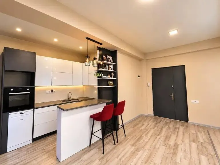 Квартира, 3-комн., 74 м², Nino Zhvania St, 47