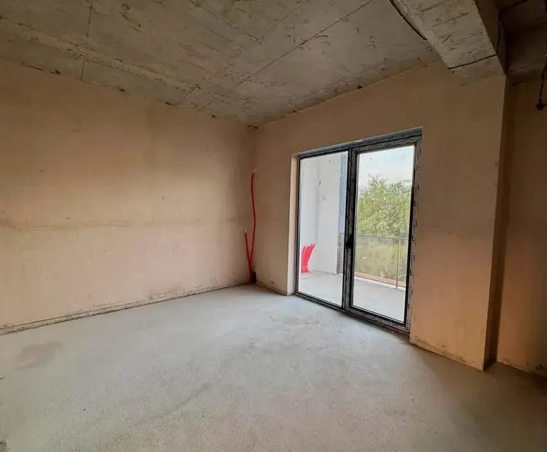 Дом, 5-комн., 250 м²