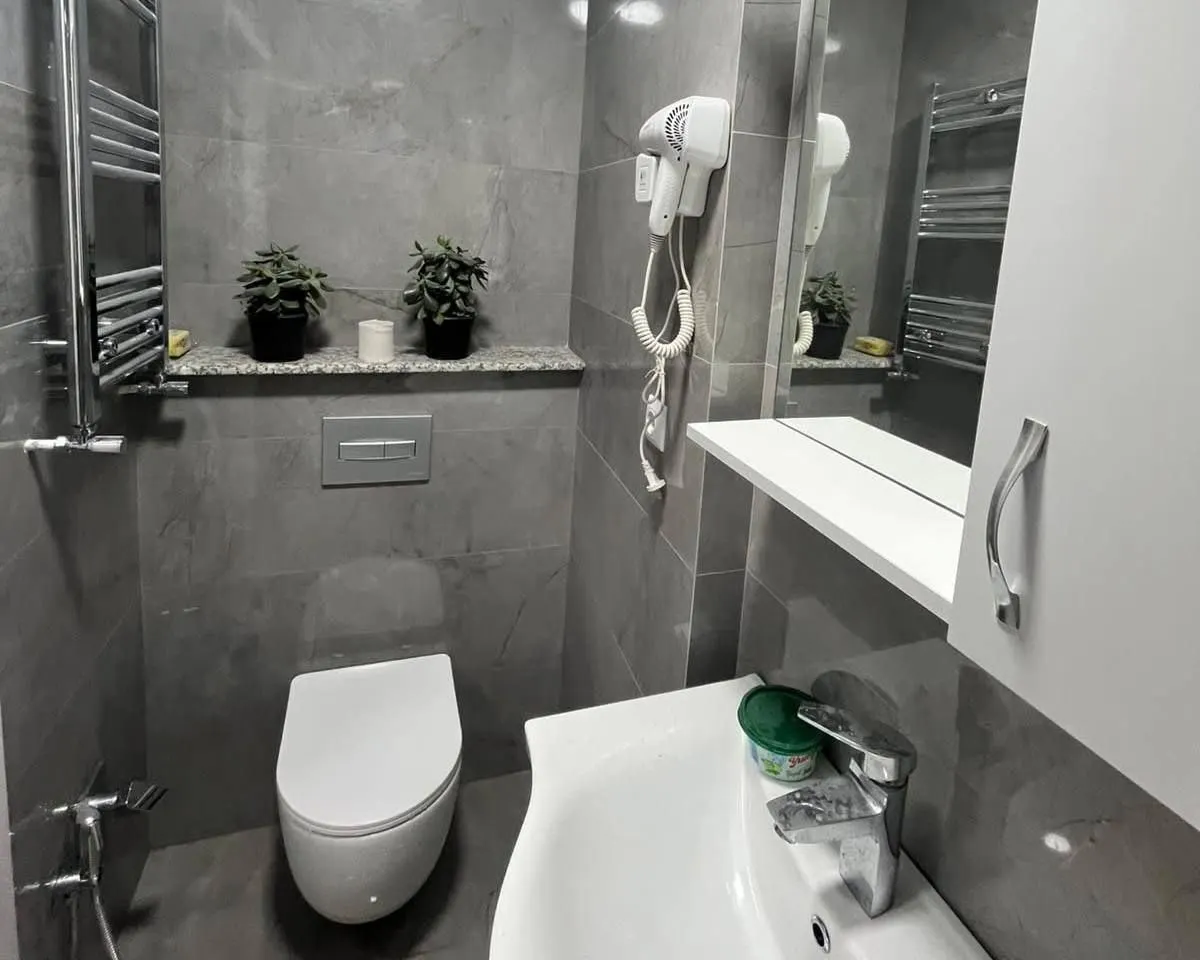 Квартира, 3-комн., 65 м², Roial Palas