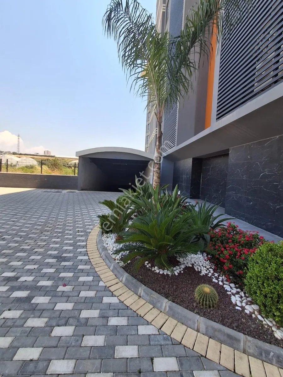 Apartment, 2-room, 60 m²
