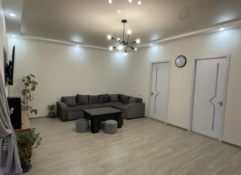 Дом, 5-комн., 227 м²