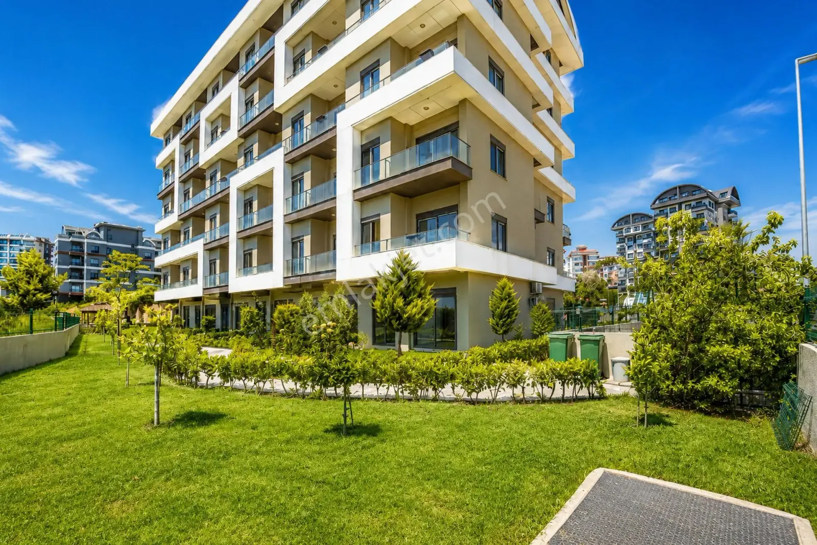 Apartment, 3-room, 100 m²