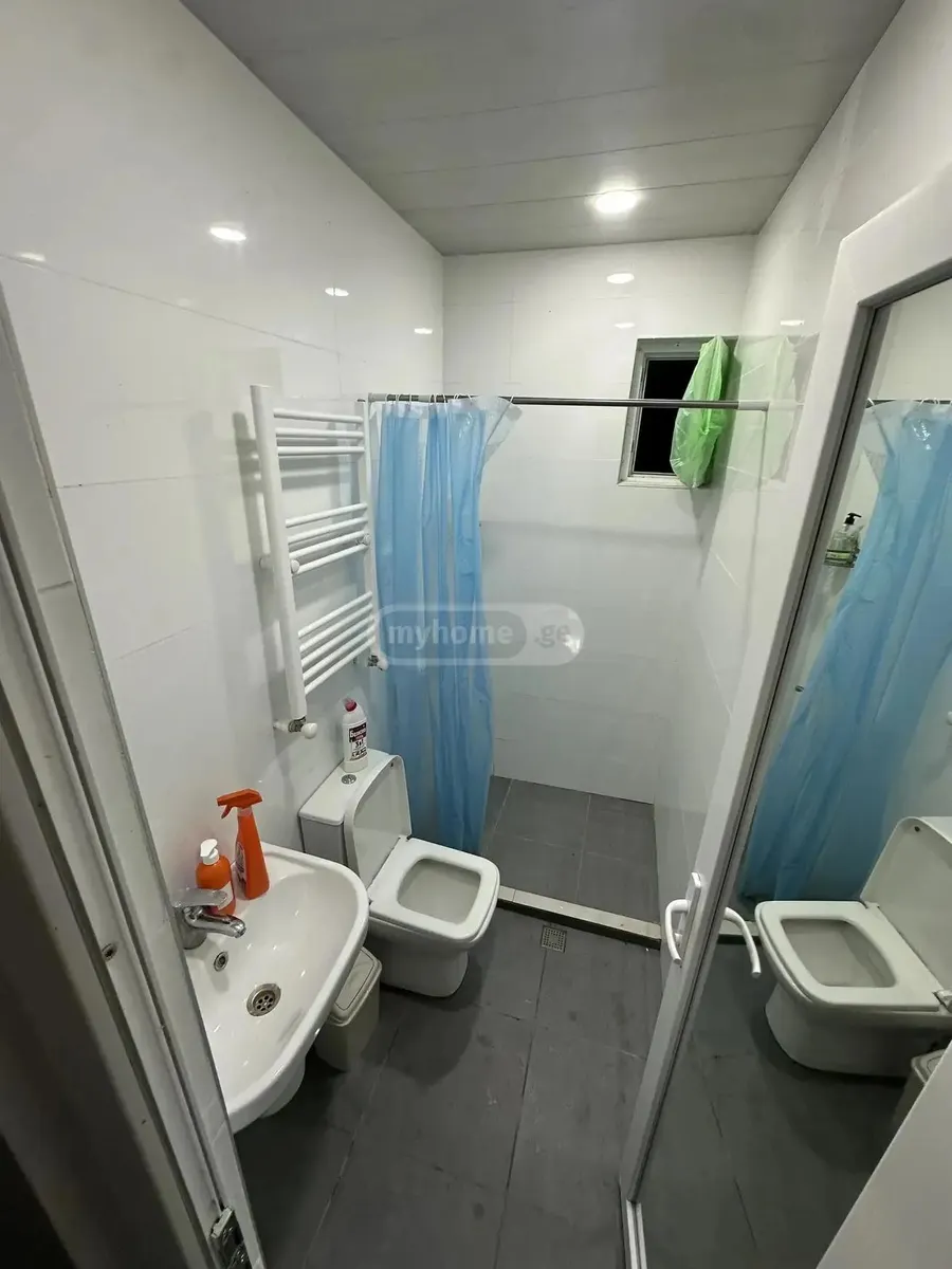 House, 3-room, 65 m²