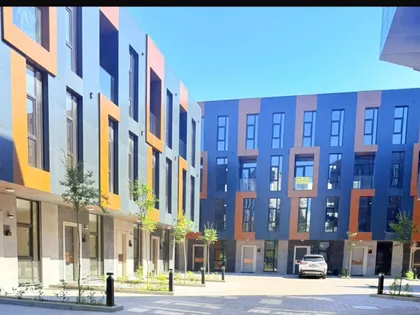 Дом, 5-комн., 185 м²