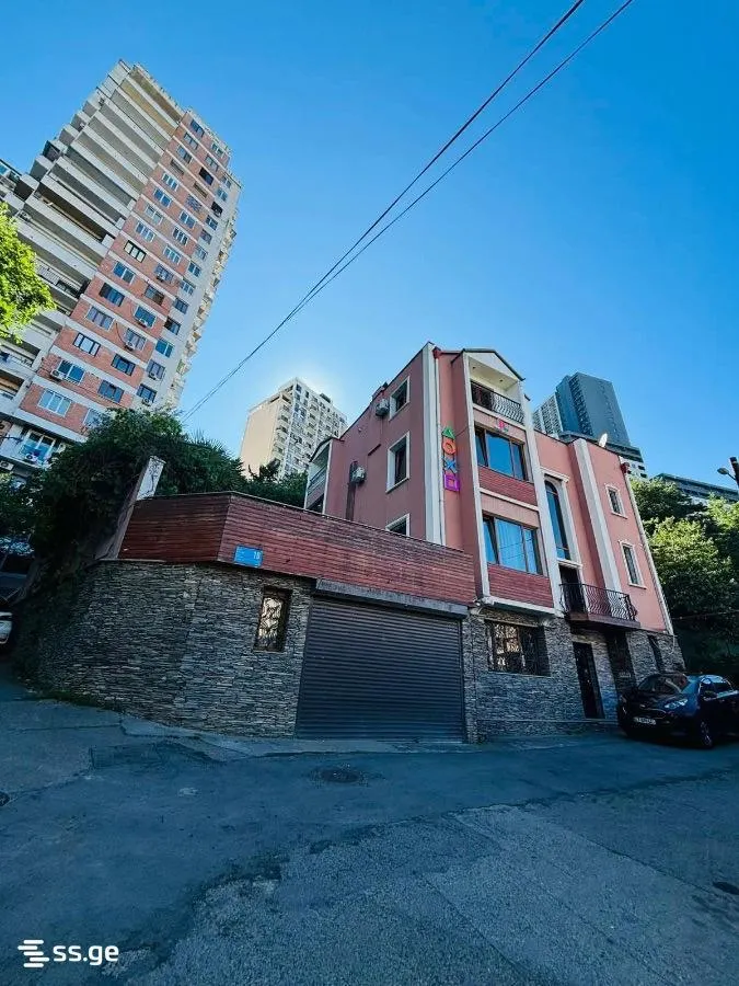 Дом, 5-комн., 430 м²