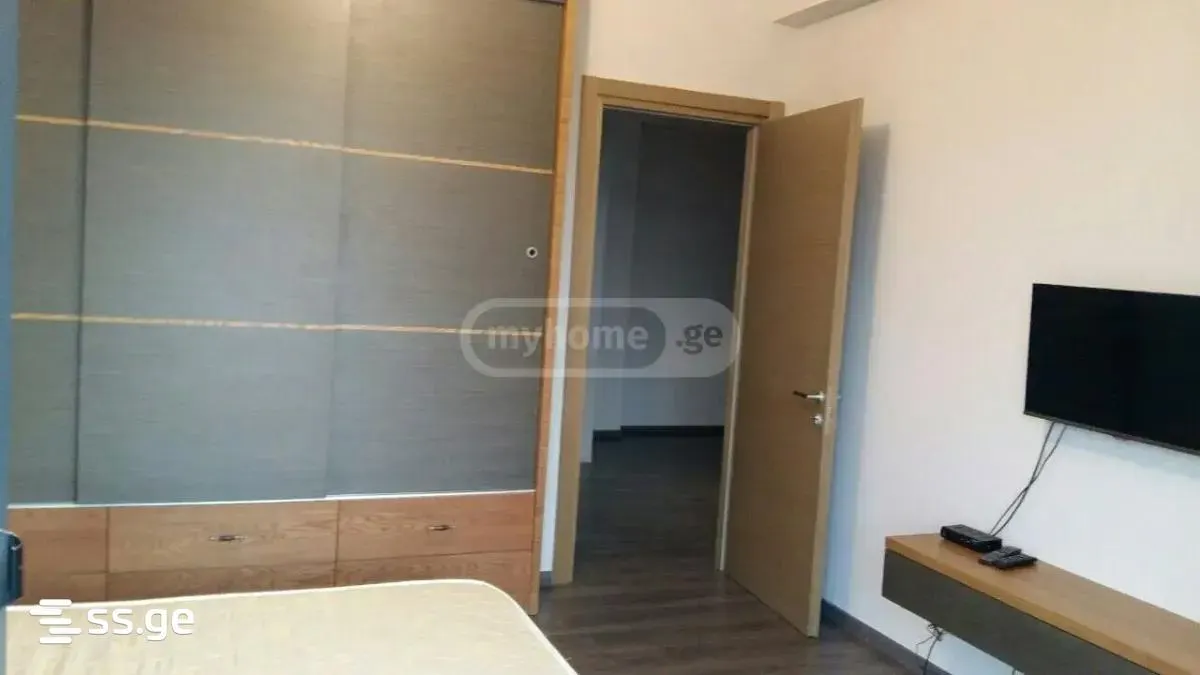 Квартира, 4-комн., 110 м²