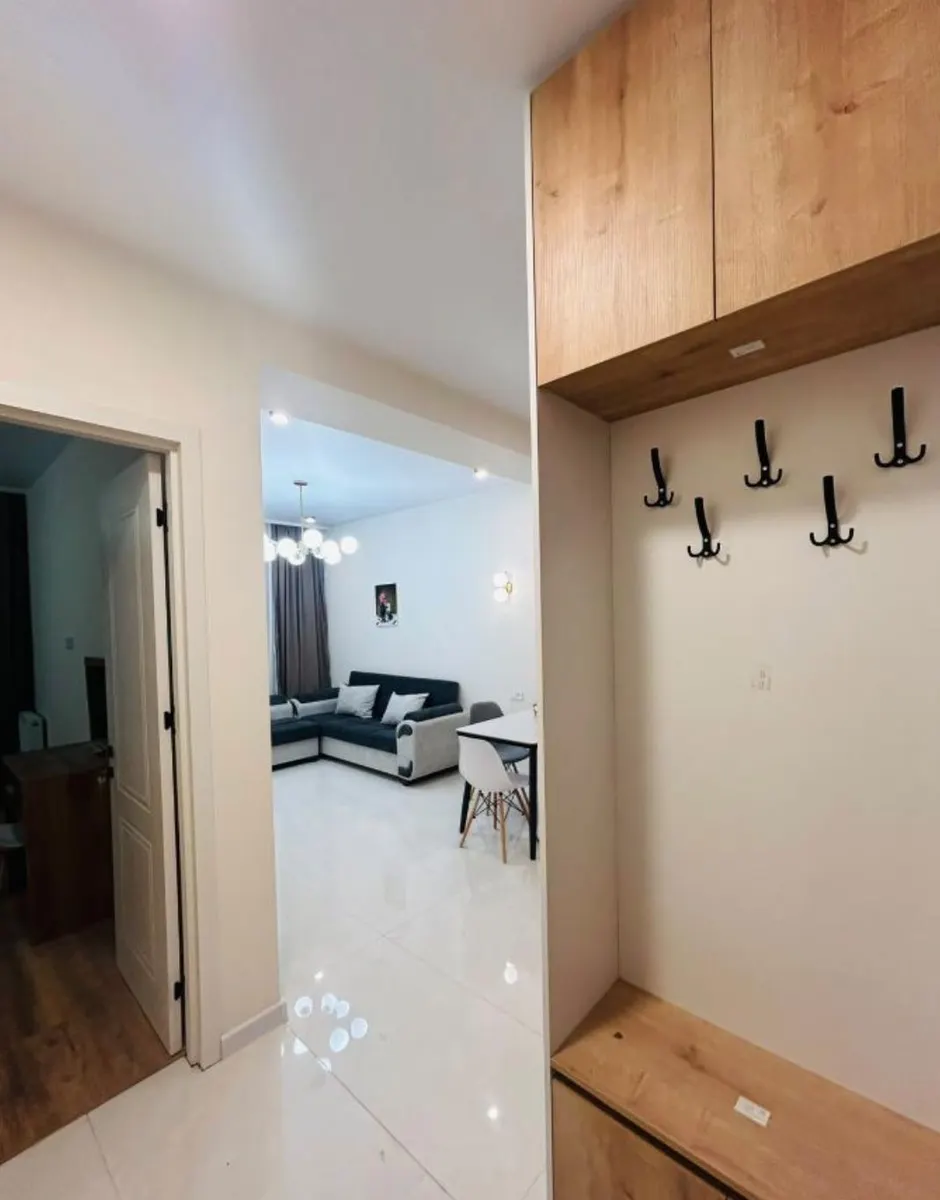 Квартира, 2-комн., 58 м²
