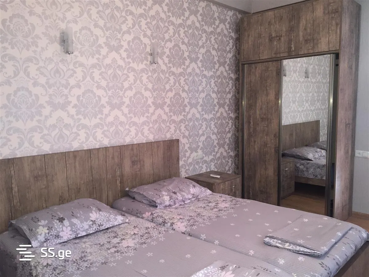 Apartment, 3-room, 100 m²