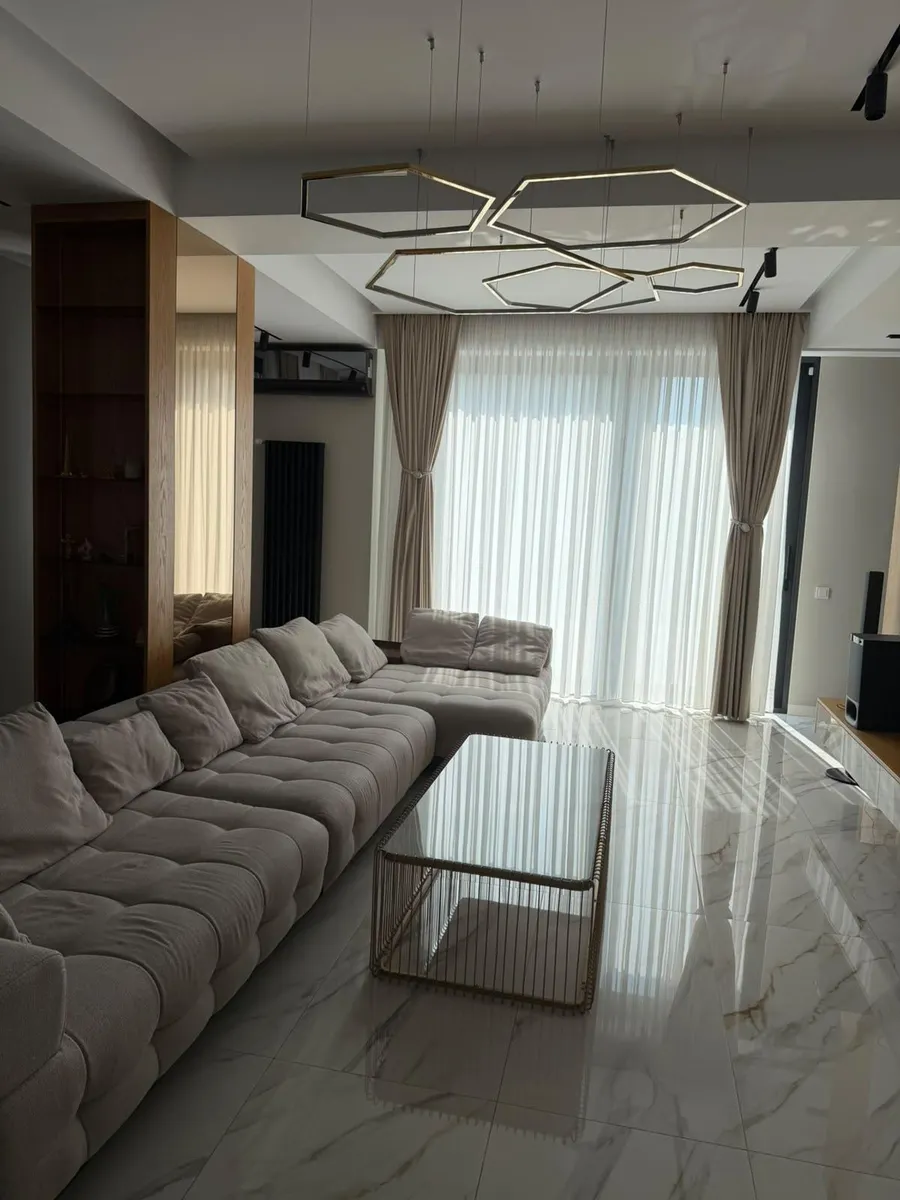 Квартира, 5-комн., 488 м²