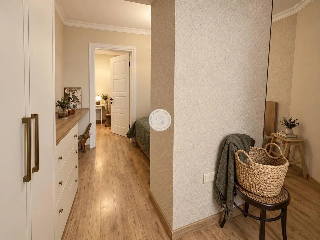 Квартира, 3-комн., 80 м²