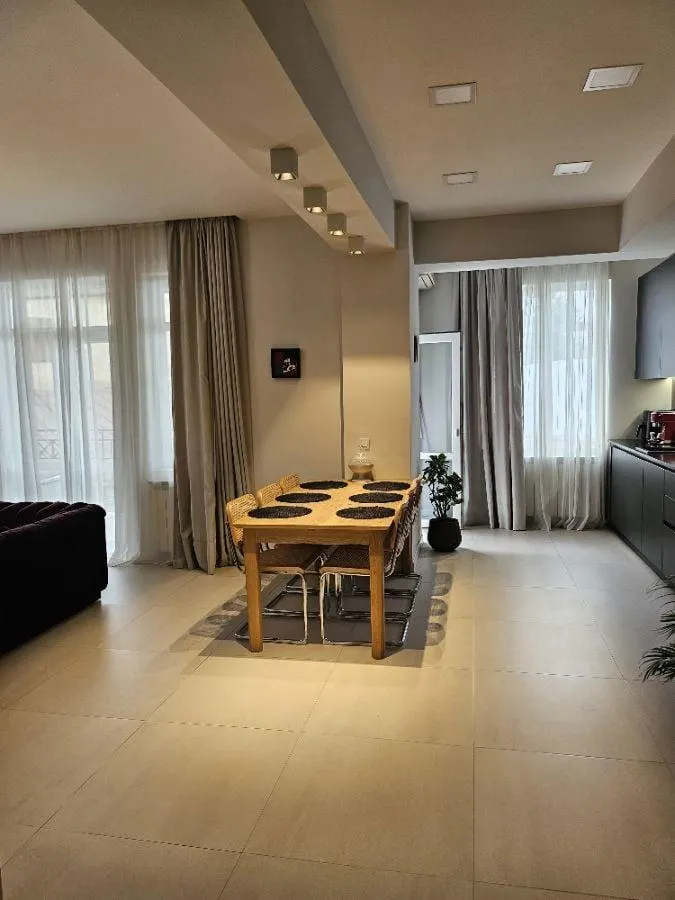 Apartment, 3-room, 110 m²