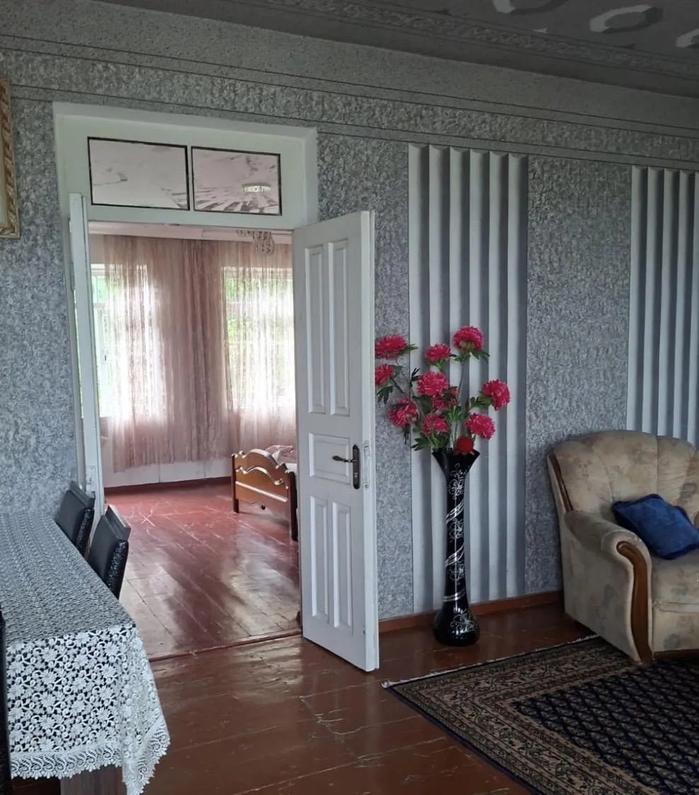 Дом, 5-комн., 200 м²