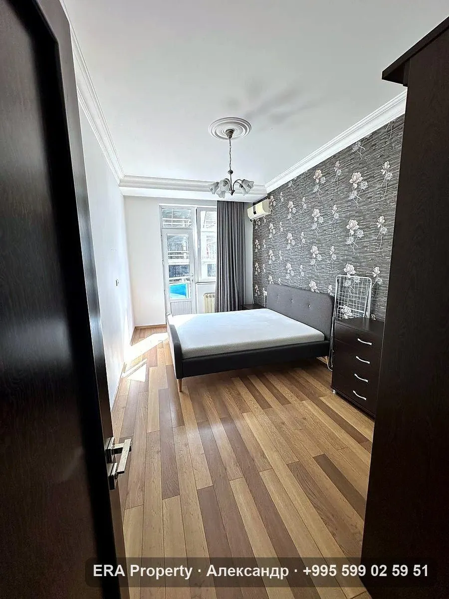 Квартира, 2-комн., 90 м²