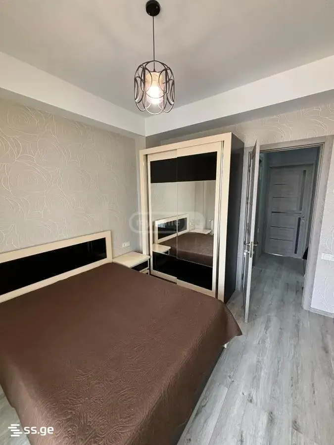 Apartment, 3-room, 90 m²