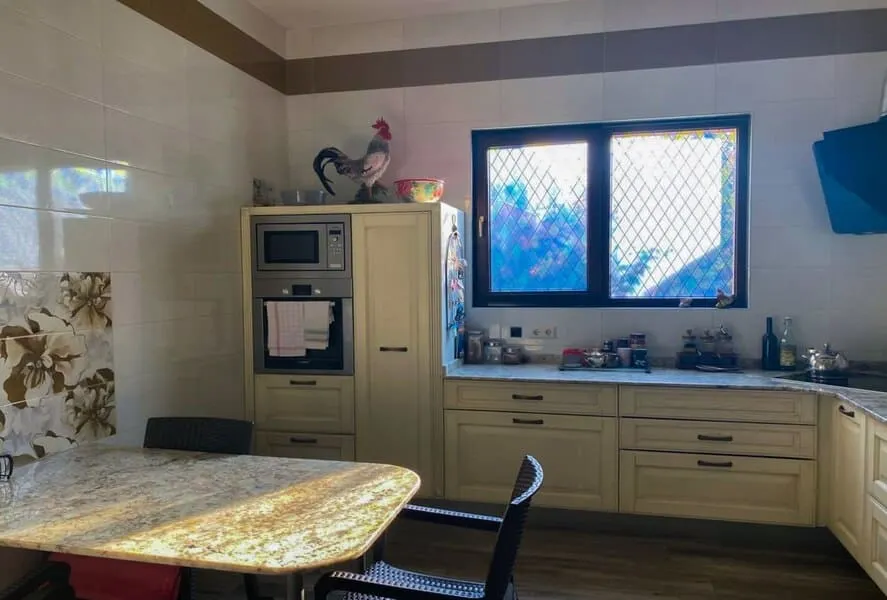 Дом, 4-комн., 190 м²