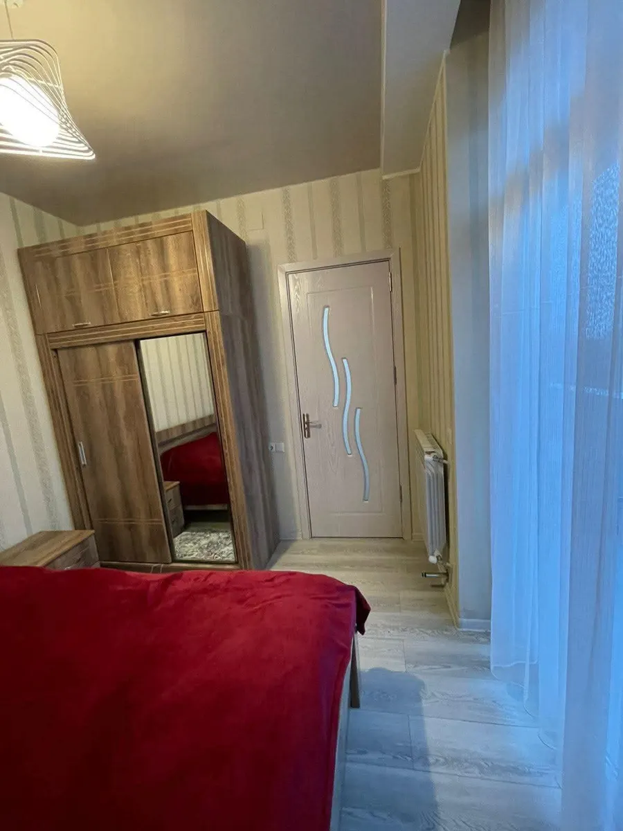 Квартира, 3-комн., 61 м², Giorgi Leonidze St, 17