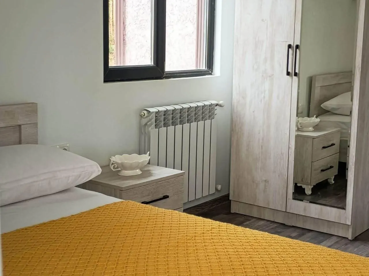 House, 6-room, 500 m²