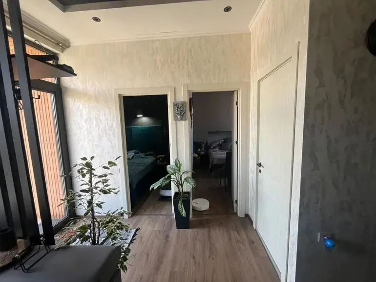 House, 3-room, 60 m²