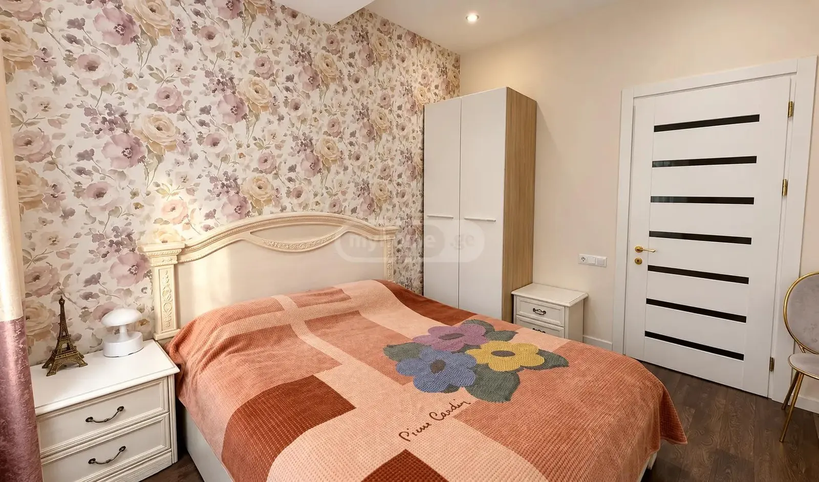Квартира, 4-комн., 112 м²