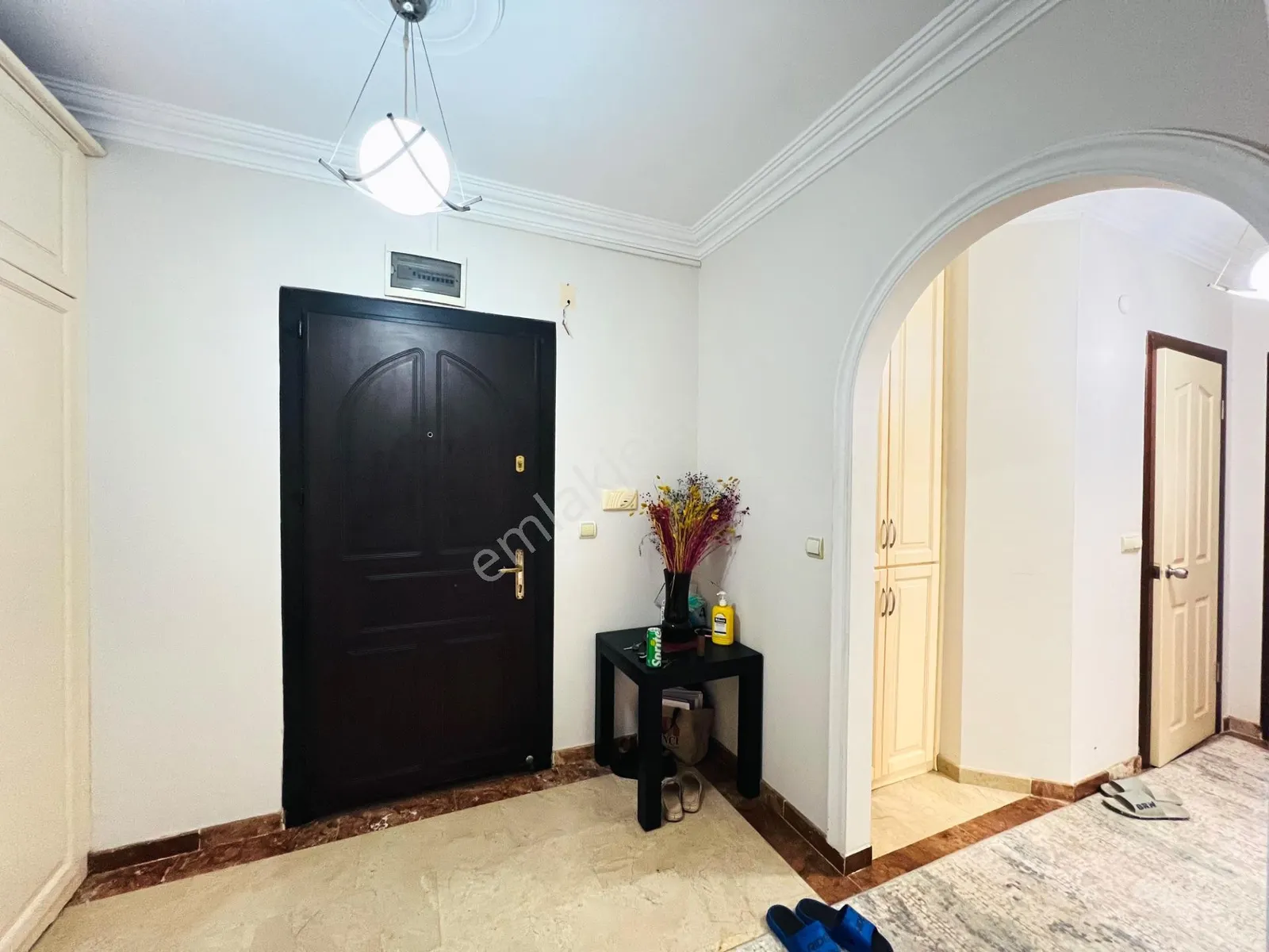 Apartment, 3-room, 135 m²