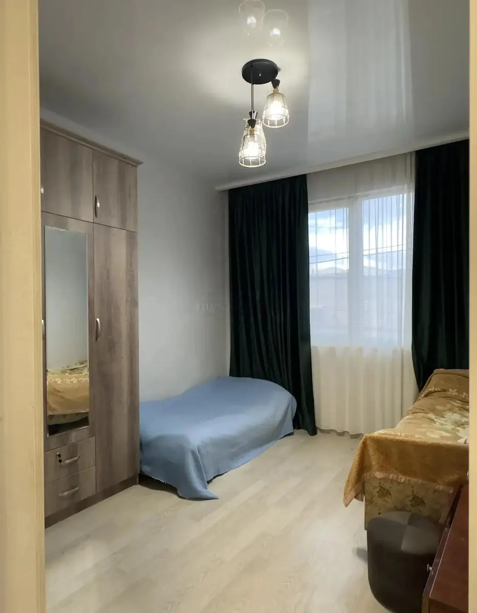 House, 9-room, 227 m²
