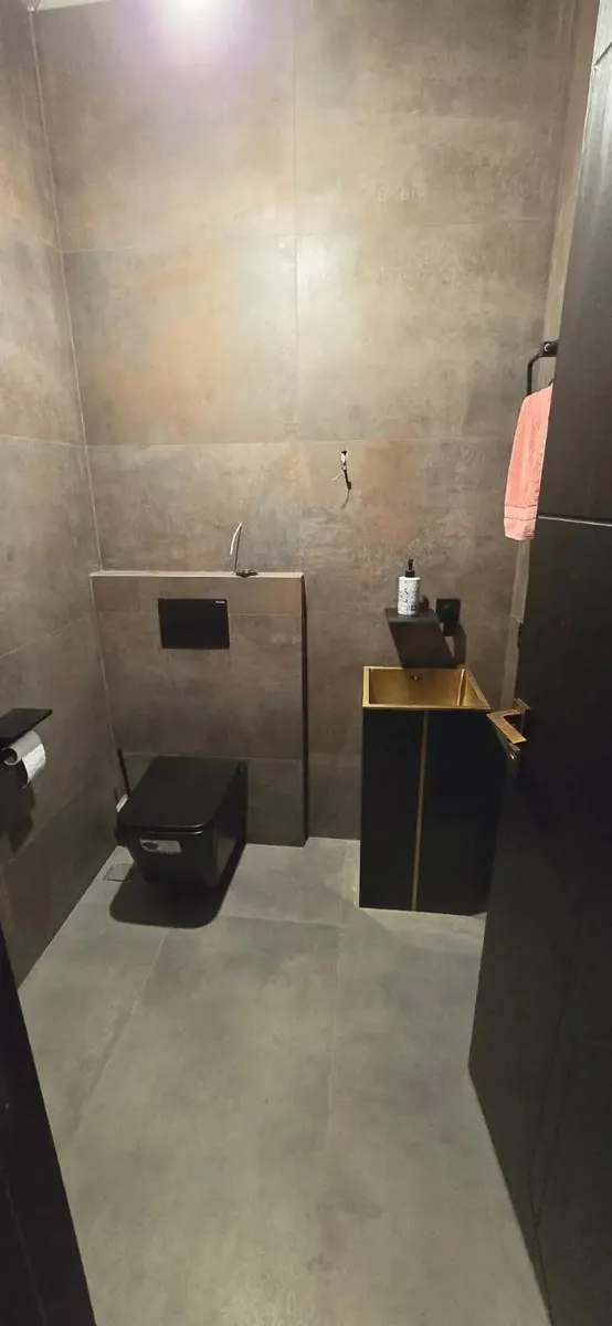 Квартира, 5-комн., 199 м²