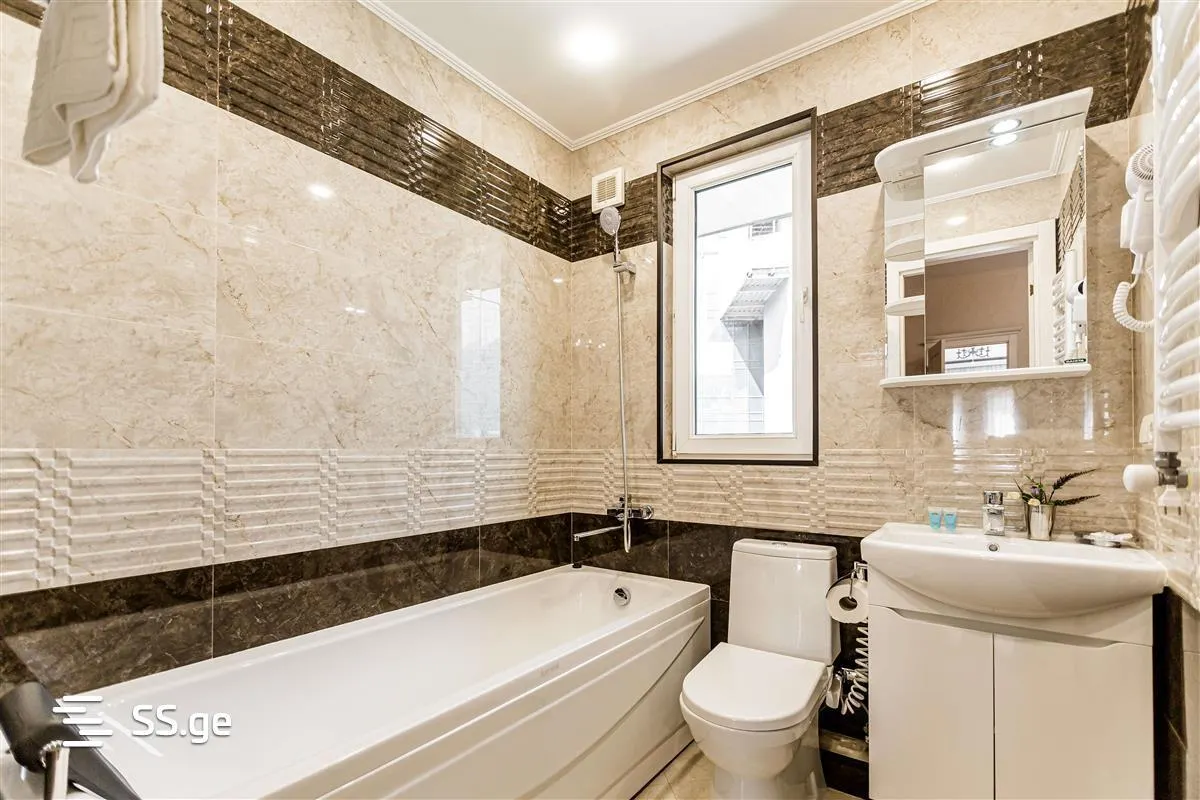 Apartment, 3-room, 85 m²