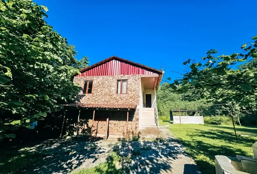 Land, 1540 m²