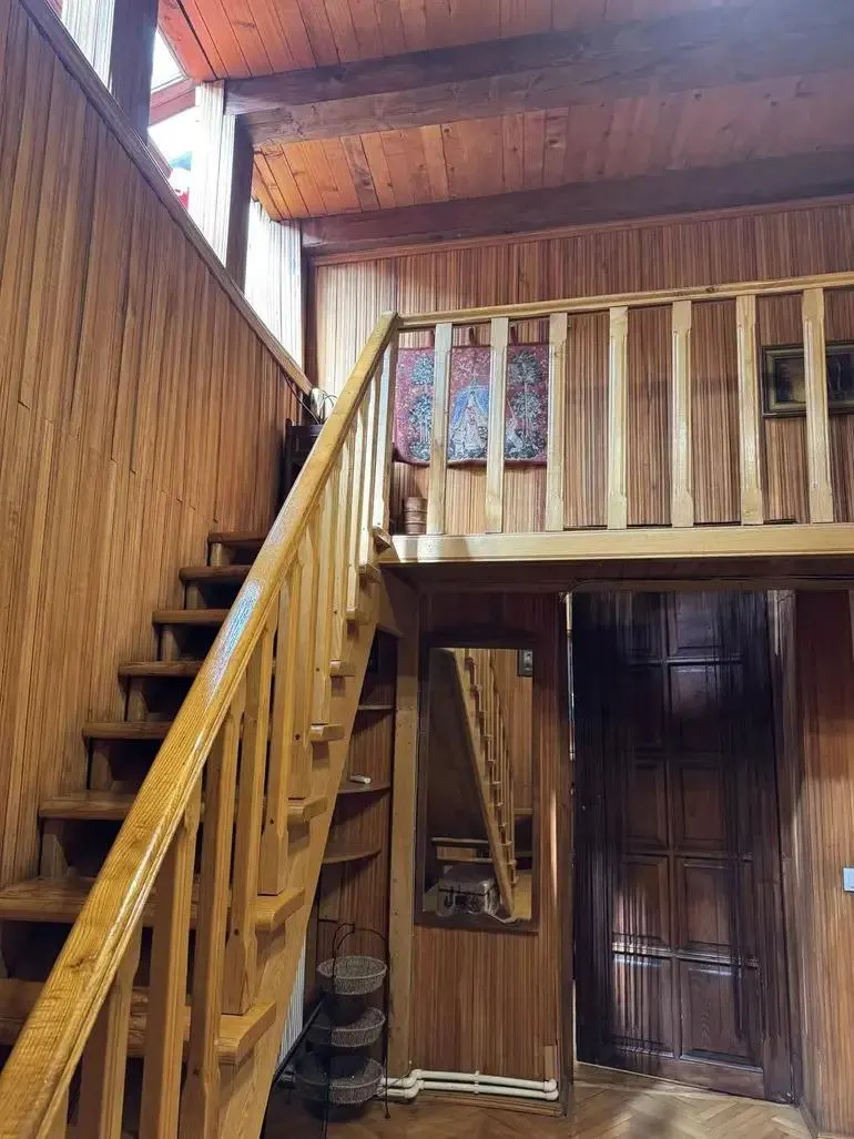 Apartment, 4-room, 100 m²