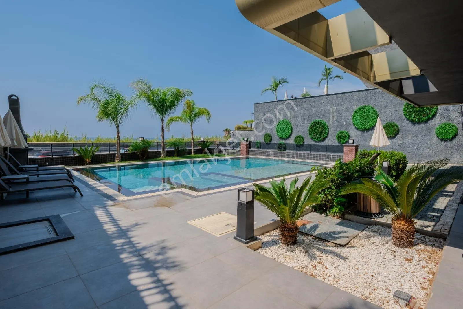 Apartment, 3-room, 125 m²