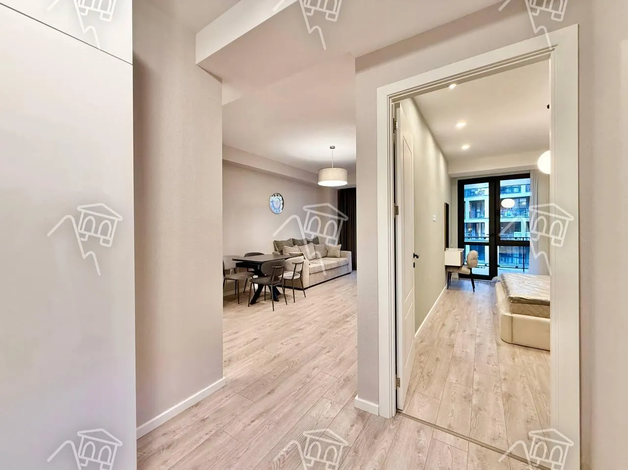 Квартира, 2-комн., 69 м²