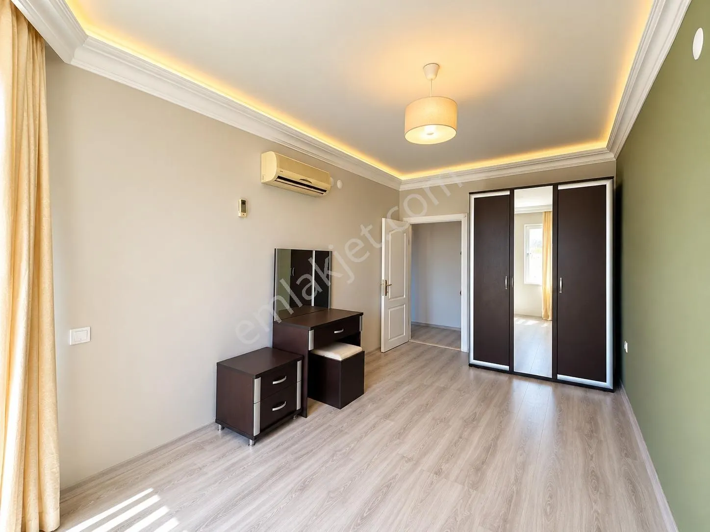Apartment, 3-room, 100 m²