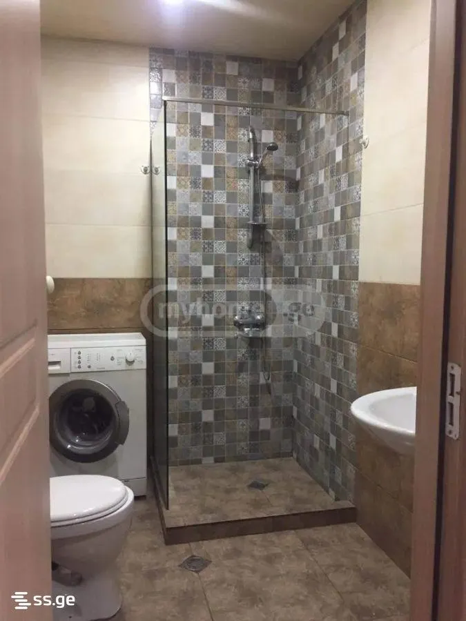 Apartment, 2-room, 58 m²