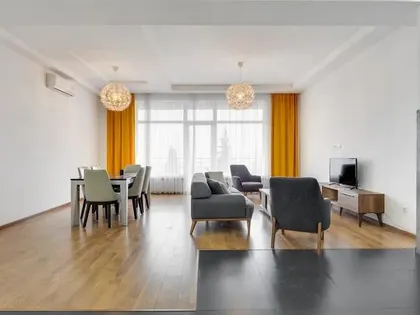 Квартира, 4-комн., 170 м²