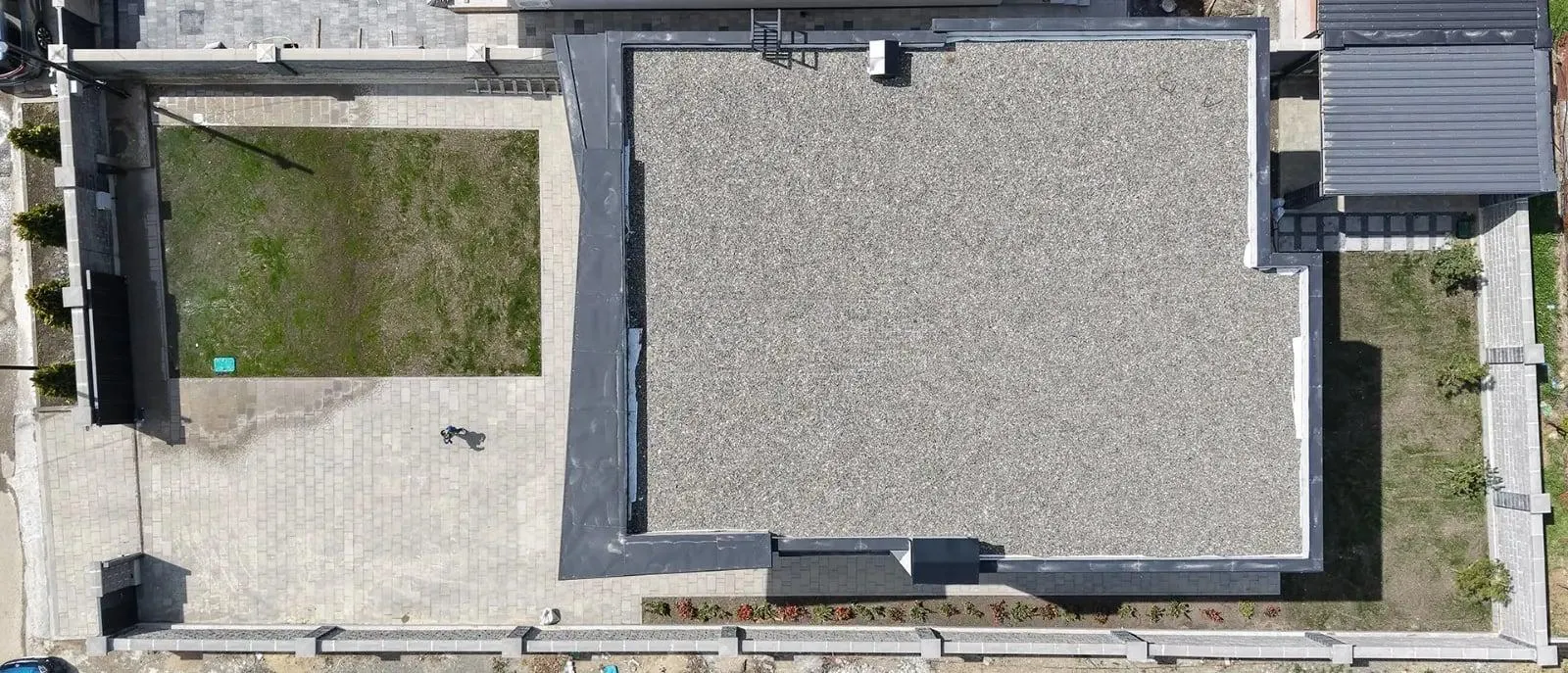 House, 8-room, 328 m²