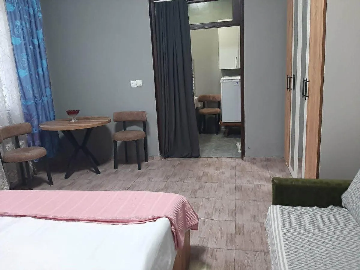 House, 1-room, 50 m²