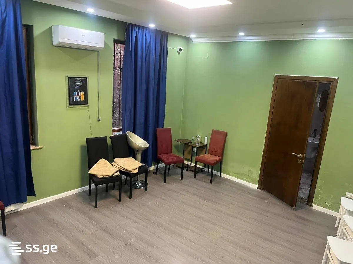 Дом, 5-комн., 430 м²