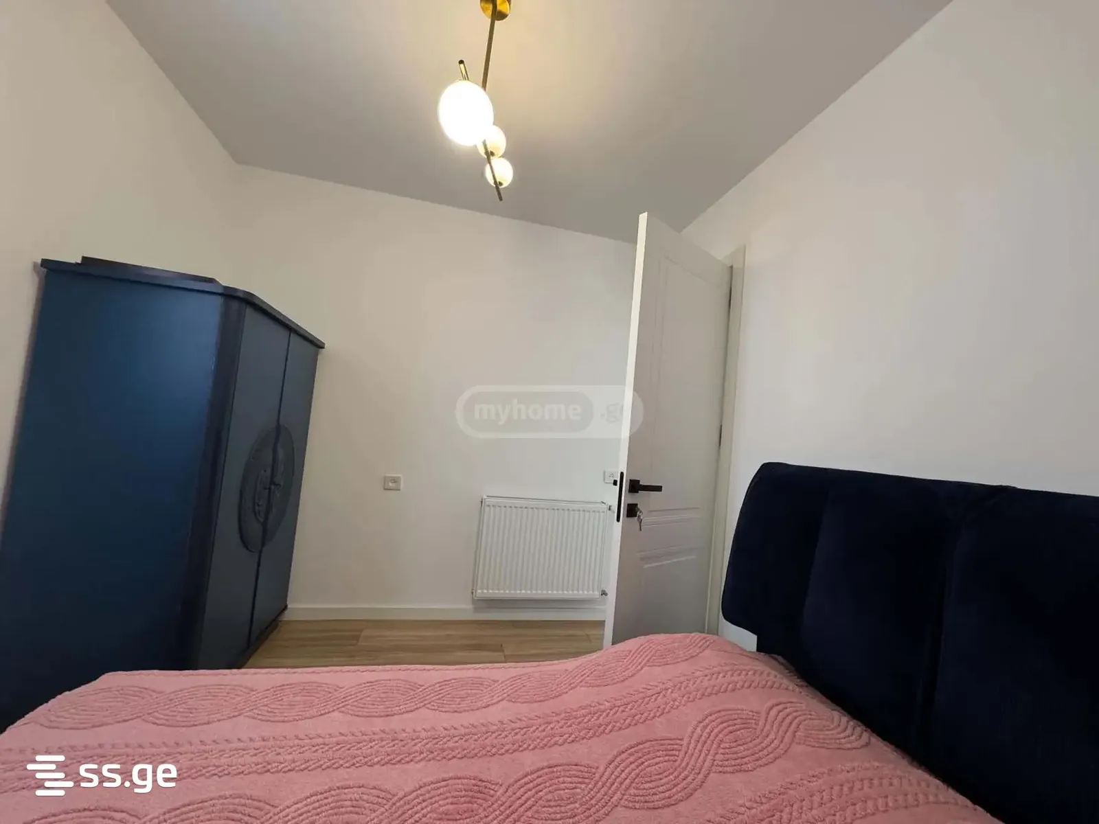 Apartment, 4-room, 80 m²