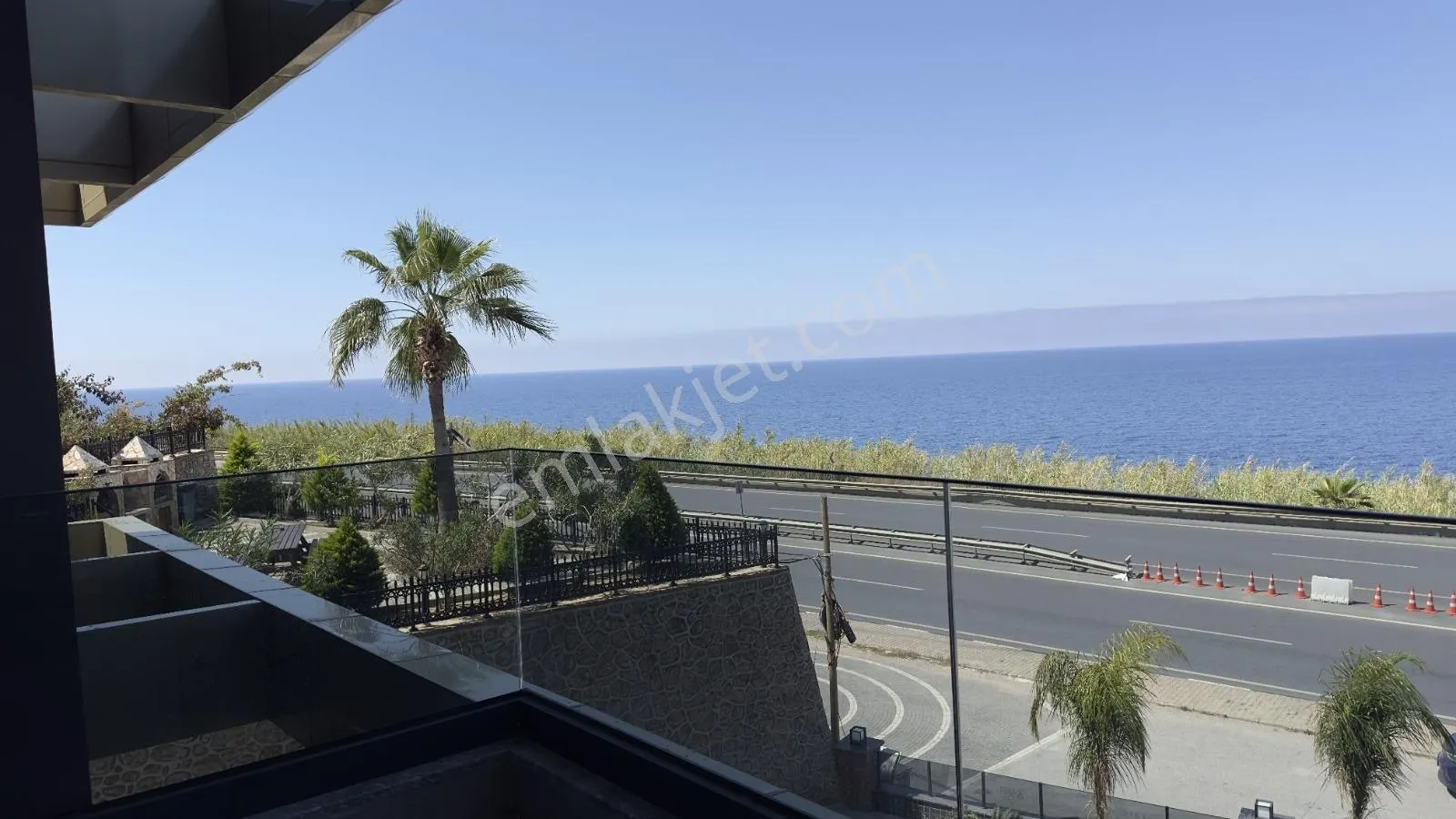 Apartment, 3-room, 125 m²