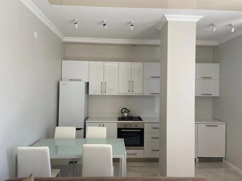 Квартира, 3-комн., 70 м²